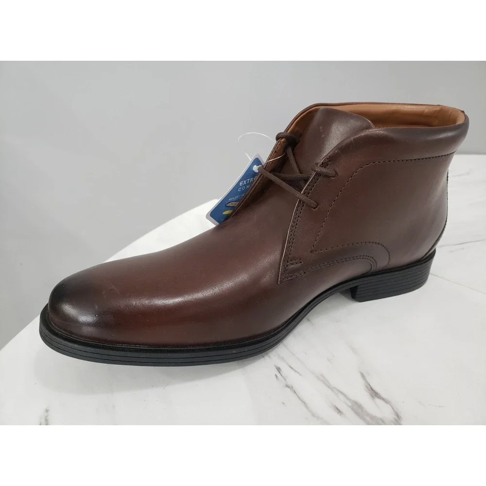 NEW NO BOX SIZE 9.5 -Clarks Whiddon Mid Mens BROWN Leather Lace Up Chukkas Boots